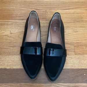Dr. Scholls Black Pointy Toe Flats